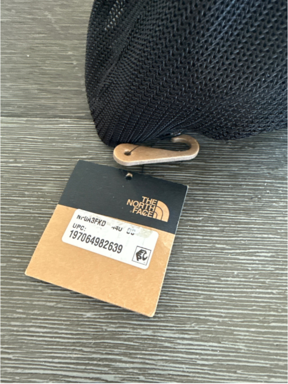 The North Face Keep It Patched Trucker Hat ONE SIZE - Picture 4 of 8
